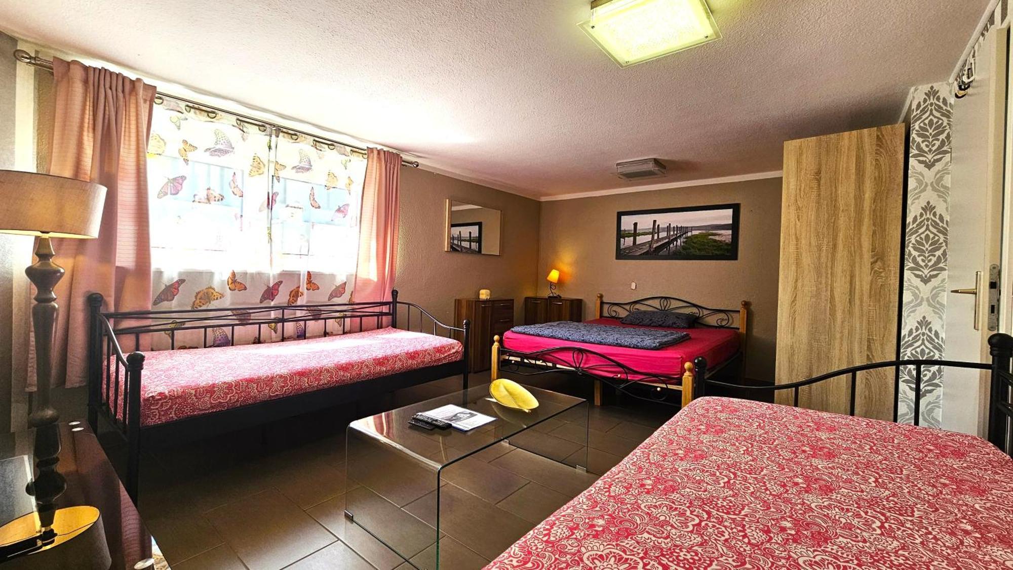 Gruendauer Monteurwohnung/Studentenwohnung Exteriér fotografie